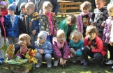 JESIENNE ŚWIĘTO PIECZONEGO ZIEMNIAKA U DZIECI  Z PRZEDSZKOLI I ŻŁOBKA